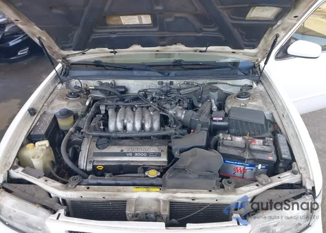 1995 Nissan Maxima Gle/Gxe/Se from USA, damaged, VIN JN1CA21D3ST038818